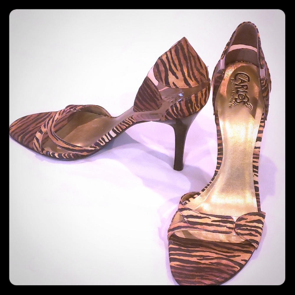 Tiger Print, cutout, Carlos Santana, 3inch heels
